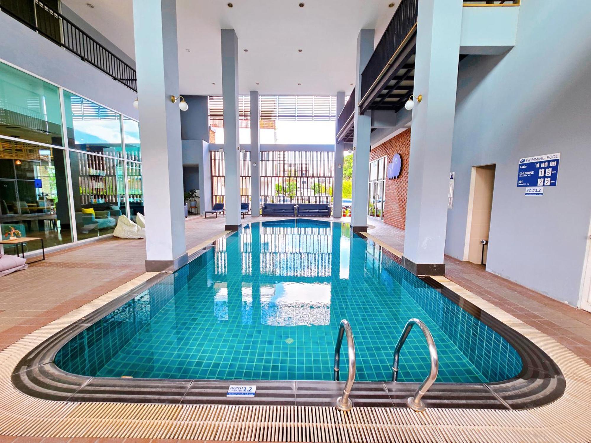 Kokotel Bangkok Dheva Thonglor Bagian luar foto