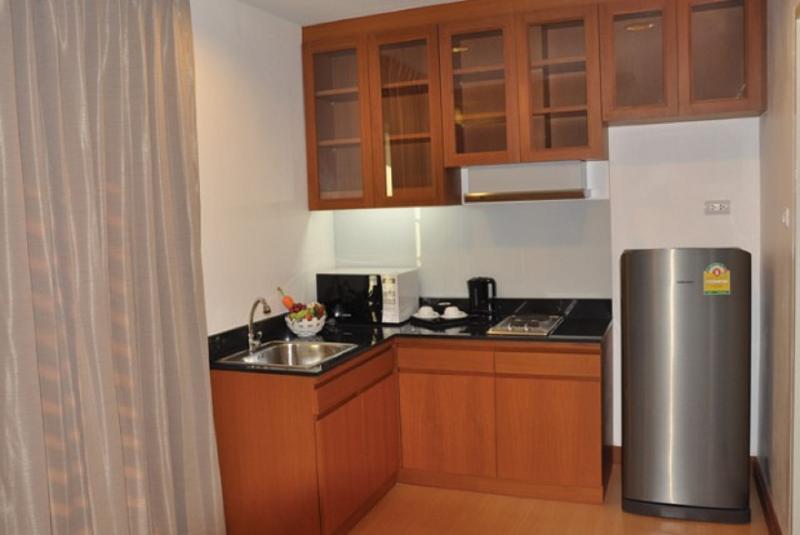 Kokotel Bangkok Dheva Thonglor Bagian luar foto